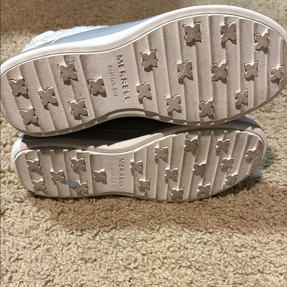 ME Makeover Essentials White and Gray Winter & Rain Boots - Picture 4 of 4